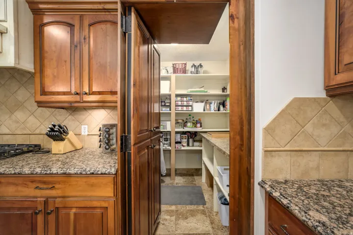 1284 S 500 E, Kaysville, Utah 84037
