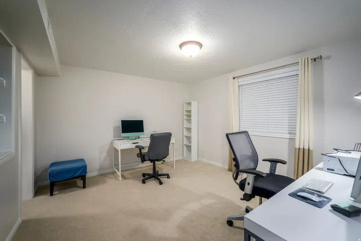 1284 S 500 E, Kaysville, Utah 84037