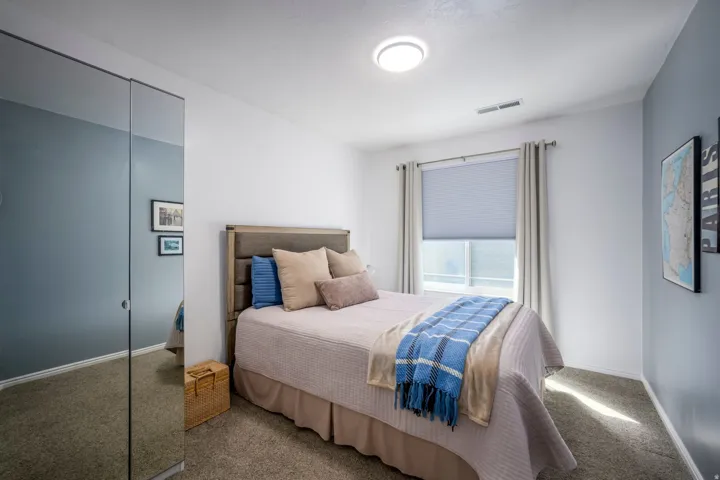 1284 S 500 E, Kaysville, Utah 84037
