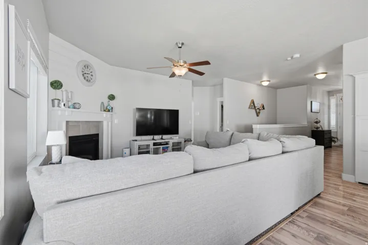 2041 E Telegraph Rd, Eagle Mountain, Utah 84005