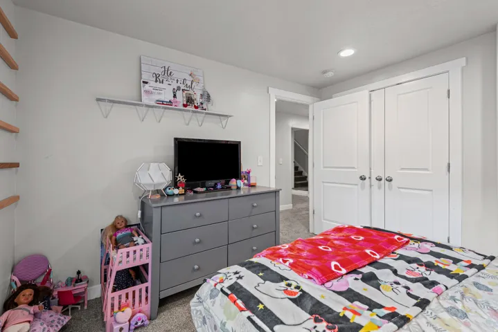 2041 E Telegraph Rd, Eagle Mountain, Utah 84005