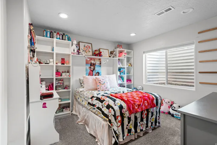 2041 E Telegraph Rd, Eagle Mountain, Utah 84005