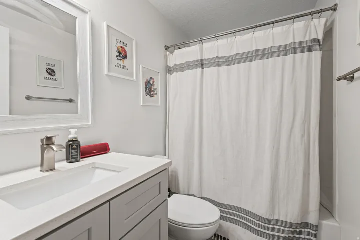 2041 E Telegraph Rd, Eagle Mountain, Utah 84005