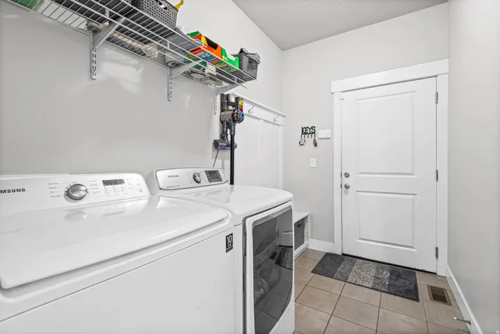 2041 E Telegraph Rd, Eagle Mountain, Utah 84005