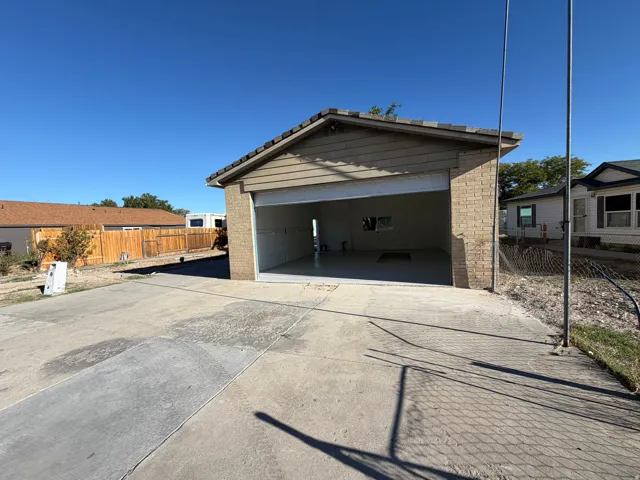 3828 W Country Squire Dr, West Jordan, Utah 84088
