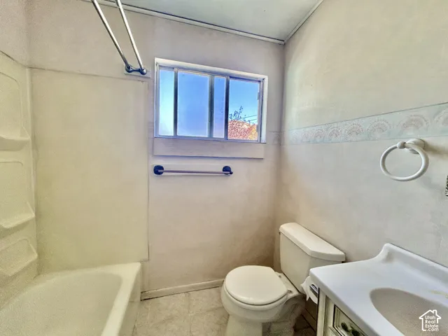 Main-floor bath with tub and shower