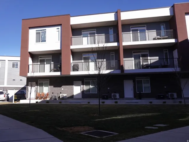 462 E 625 S, Clearfield, Utah 84015