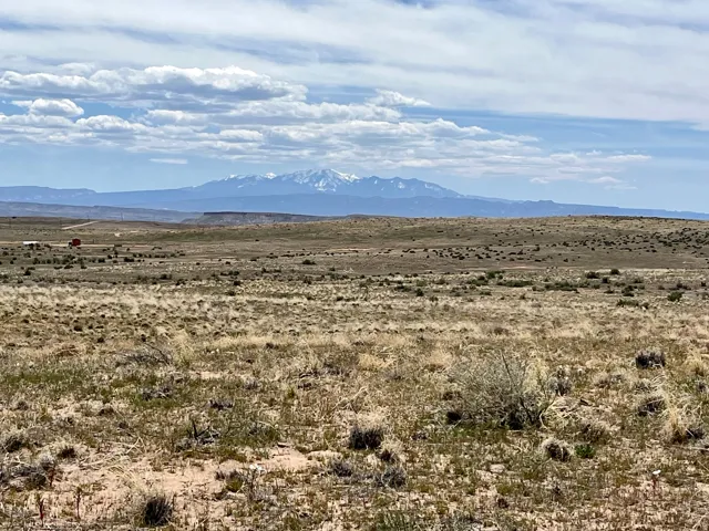 42424 Kokopelli Trl, Cisco, Utah 84515