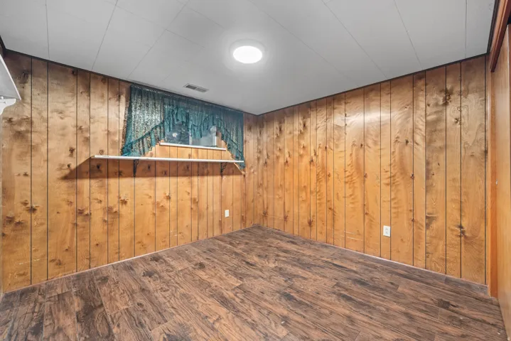 BASEMENT BEDROOM!