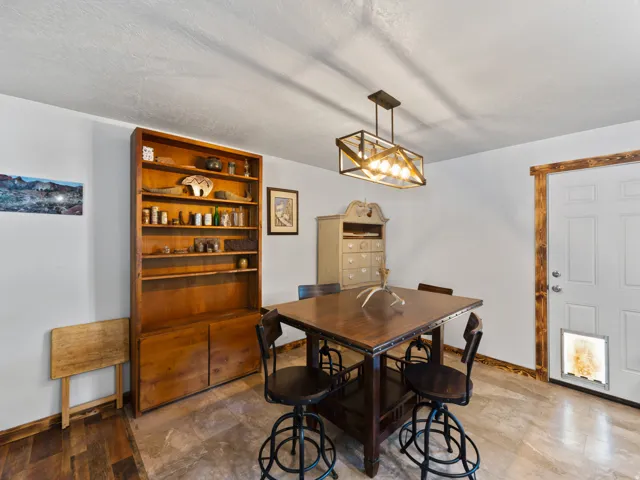 549 Mountain Dr, Moab, Utah 84532