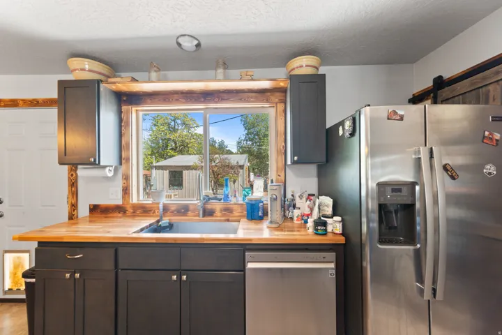 549 Mountain Dr, Moab, Utah 84532