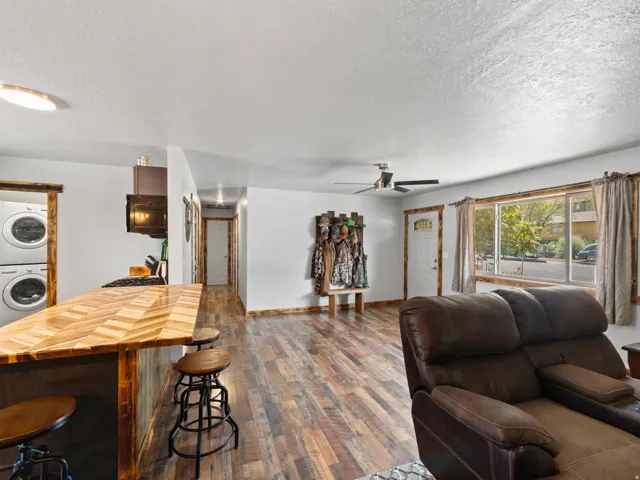 549 Mountain Dr, Moab, Utah 84532