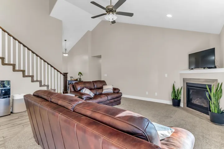 674 S 3300 W, Syracuse, Utah 84075