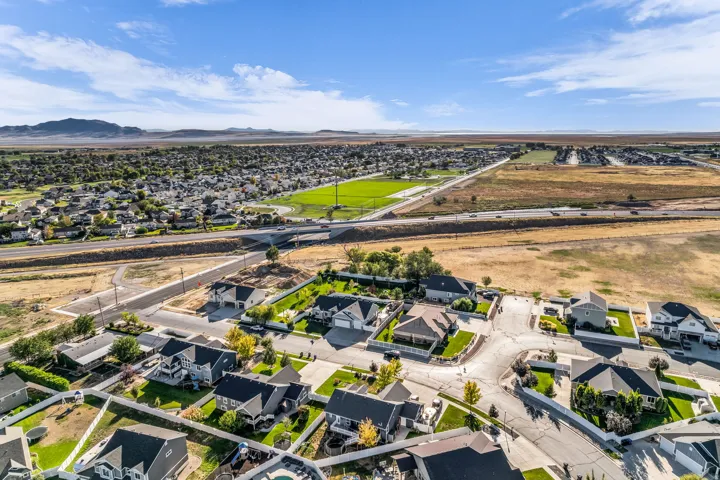 674 S 3300 W, Syracuse, Utah 84075