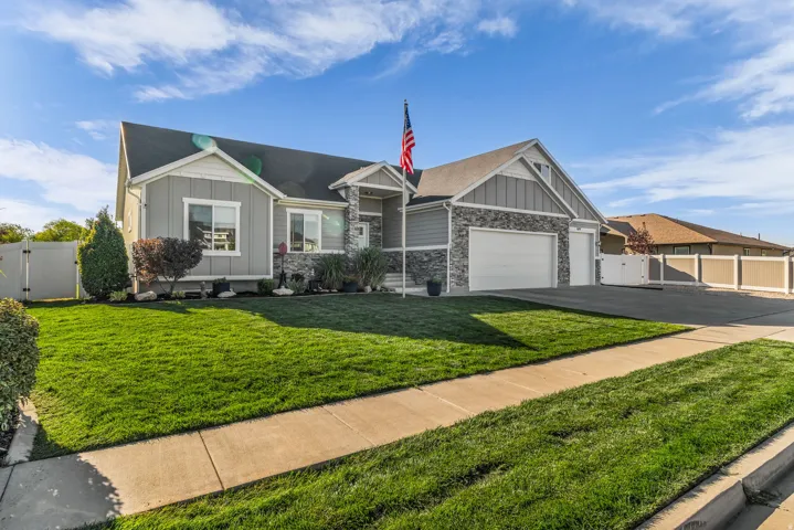 674 S 3300 W, Syracuse, Utah 84075