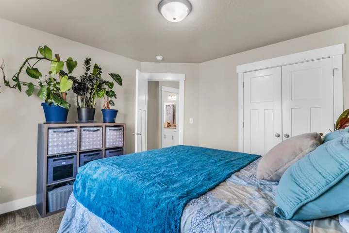 674 S 3300 W, Syracuse, Utah 84075