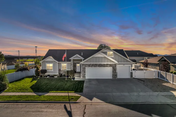 674 S 3300 W, Syracuse, Utah 84075