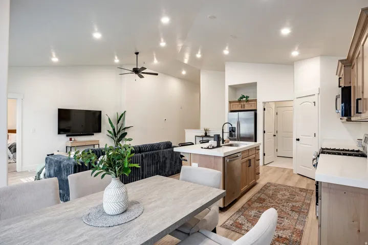 1636 E Groundhog Ln, Eagle Mountain, Utah 84005