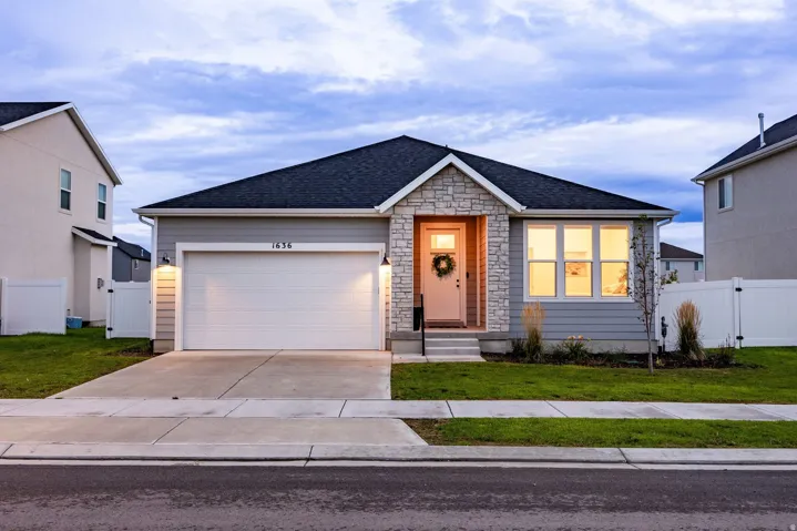 1636 E Groundhog Ln, Eagle Mountain, Utah 84005
