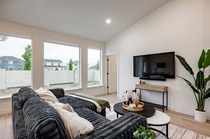 1636 E Groundhog Ln, Eagle Mountain, Utah 84005