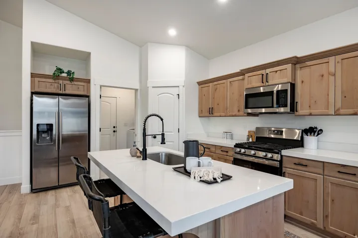 1636 E Groundhog Ln, Eagle Mountain, Utah 84005