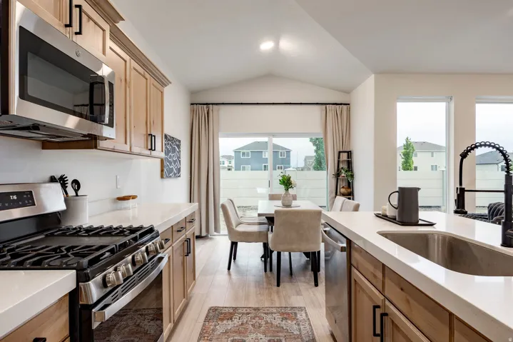 1636 E Groundhog Ln, Eagle Mountain, Utah 84005