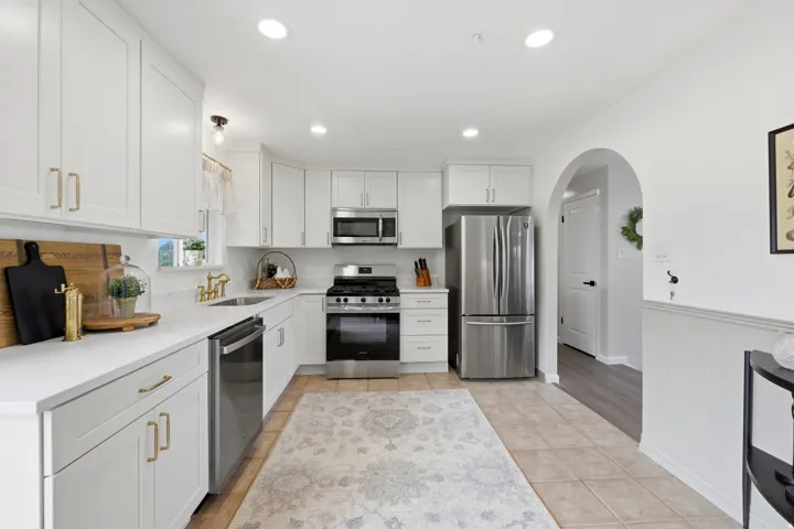 107 W 2050 S, Bountiful, Utah 84010