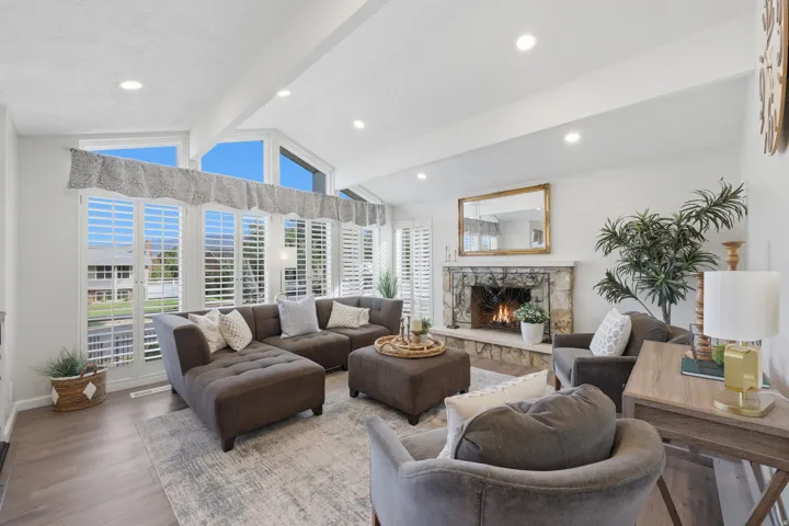 107 W 2050 S, Bountiful, Utah 84010