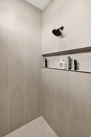 PHOTOS ARE OF A PREVIOUS MODEL HOME featuring the same floor plan and are provided for illustrative purposes only. Colors, finishes, fixtures, and selections may vary. Home will be delivered unfurnished.