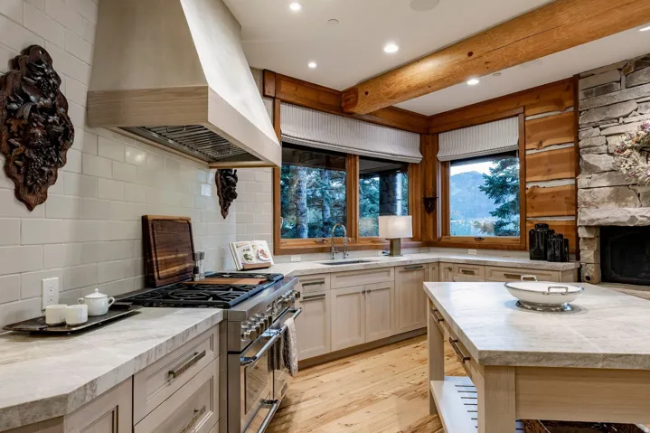 8045 Woodland View Dr, Park City, Utah 84060