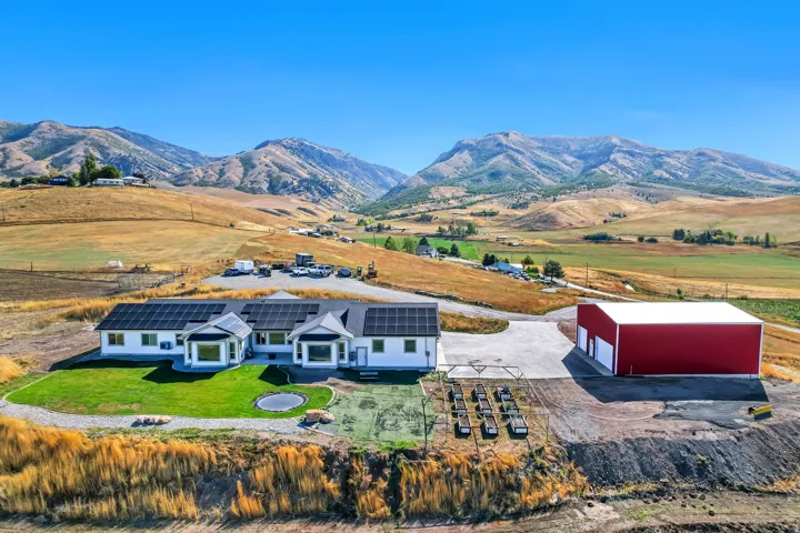 8561 S Horizon Dr, Paradise, Utah 84328
