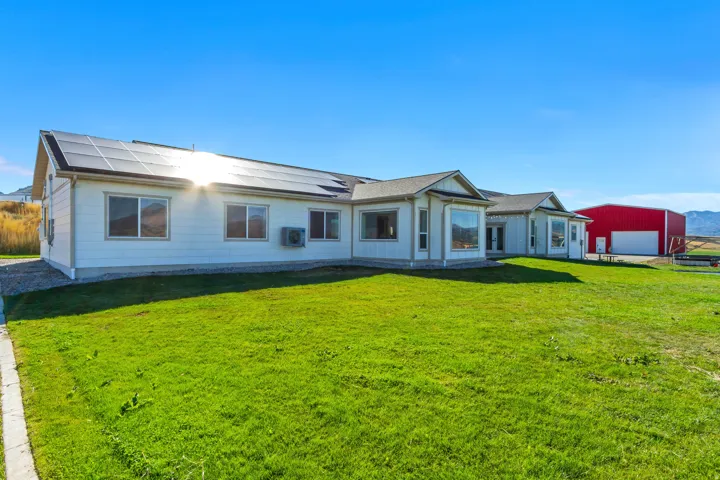 8561 S Horizon Dr, Paradise, Utah 84328