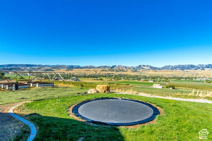 8561 S Horizon Dr, Paradise, Utah 84328