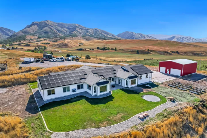 8561 S Horizon Dr, Paradise, Utah 84328