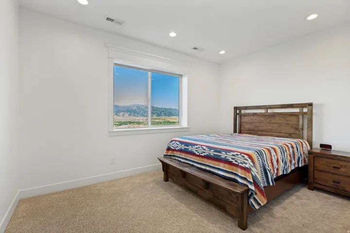 8561 S Horizon Dr, Paradise, Utah 84328