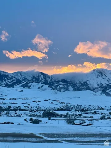 8561 S Horizon Dr, Paradise, Utah 84328