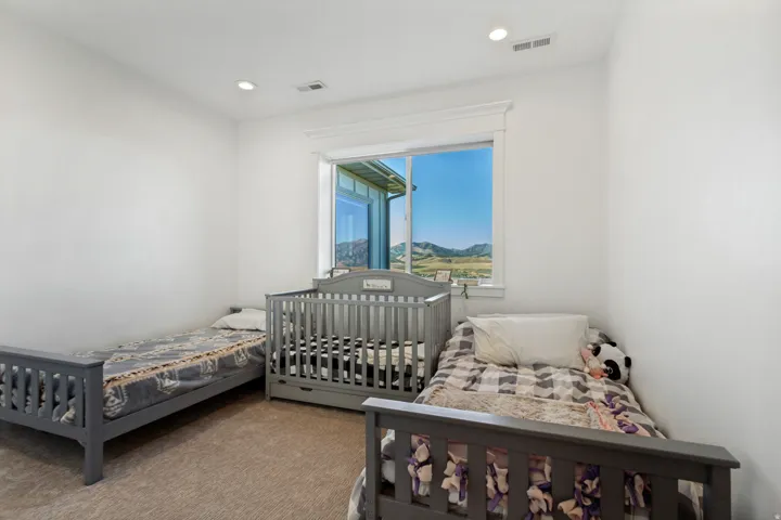 8561 S Horizon Dr, Paradise, Utah 84328