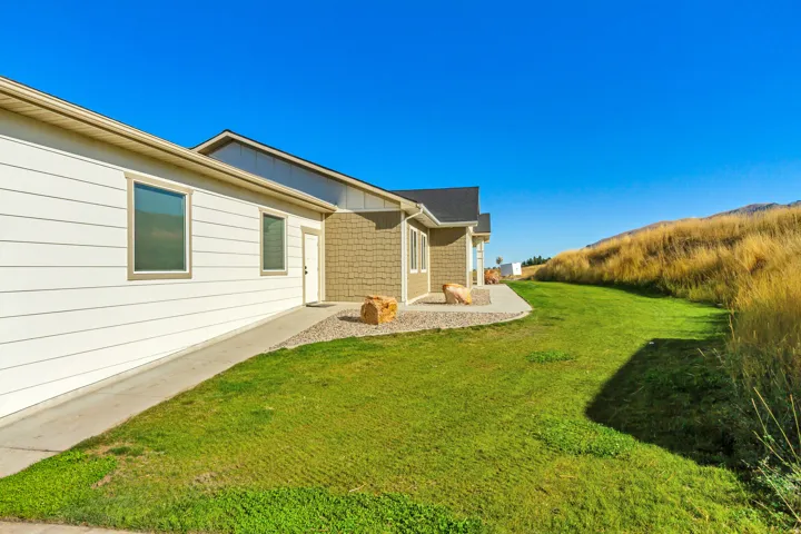 8561 S Horizon Dr, Paradise, Utah 84328