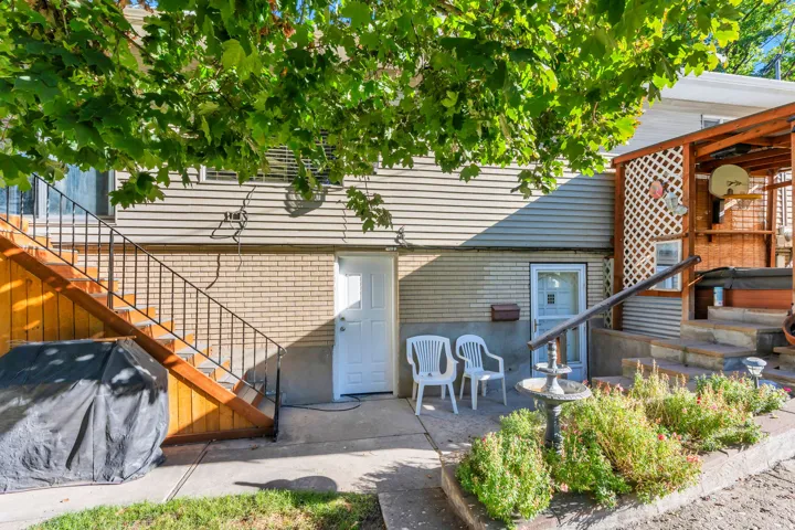 Basement has separate entrance