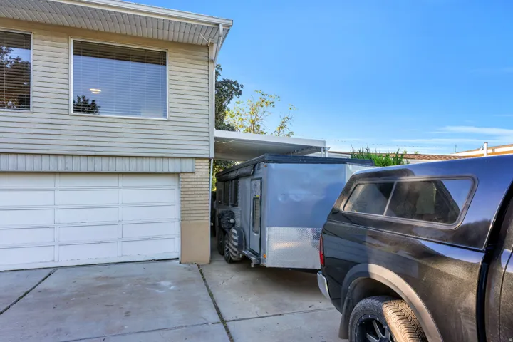 Extra space for RV parking