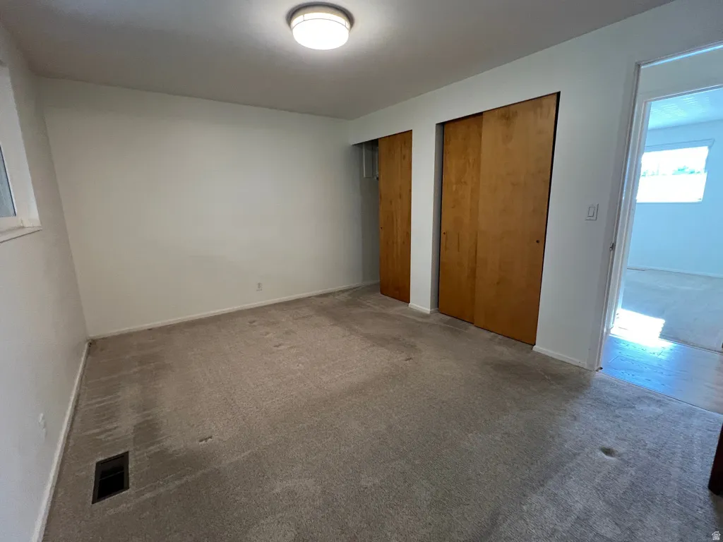 Master Bedroom with two closets ensuite bathroom (don't you love French?)