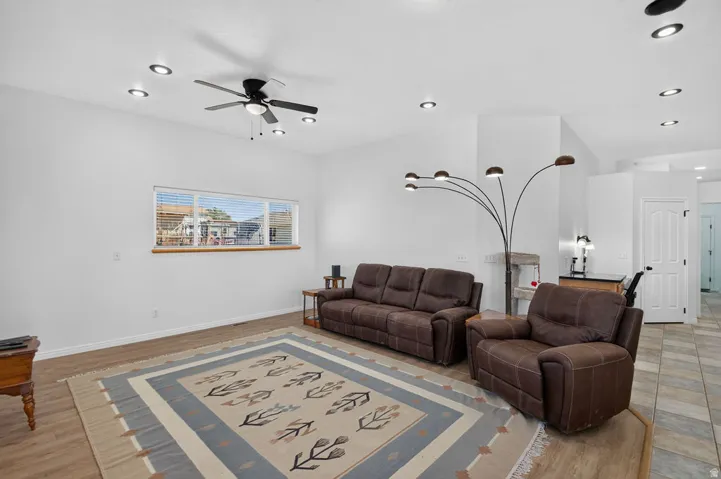 64 S 400 W, Aurora, Utah 84620