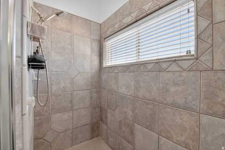 64 S 400 W, Aurora, Utah 84620