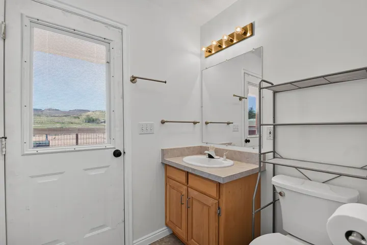 64 S 400 W, Aurora, Utah 84620