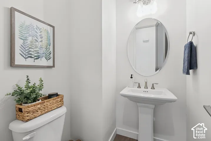 5112 W Lake Terrace Ave, South Jordan, Utah 84009
