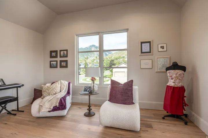 10188 S Dimple Dell Ln, Sandy, Utah 84092