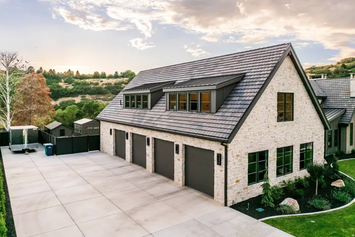 10188 S Dimple Dell Ln, Sandy, Utah 84092