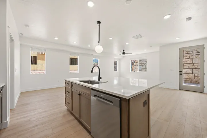 170 N Chaparral Dr #p-7, Hurricane, Utah 84737