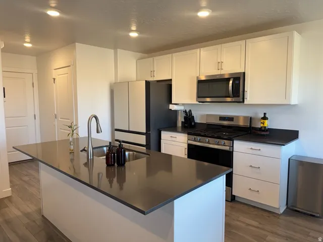1206 W Hidden Spring Dr, Santaquin, Utah 84655