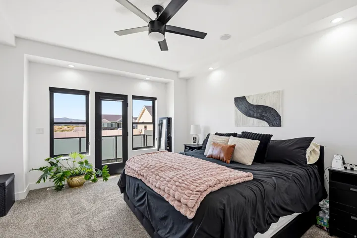 Recessed lighting, ceiling fan, and carpeted flooring